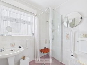 Photo 16- click for photo gallery